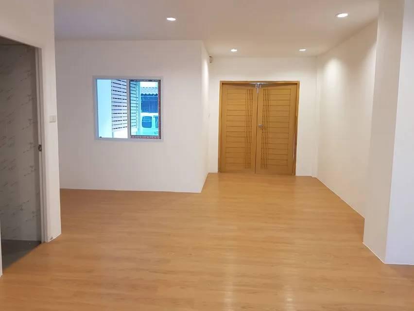 ขายทาวน์เฮาส์ 2 ชั้น ม.กิตติชัยวิลล่า 10 ซ.มิตรไมตรี 8/1 ทำเลดี เดินทางสะดวก ใกล้สำนักงานเขตหนองจอก 3