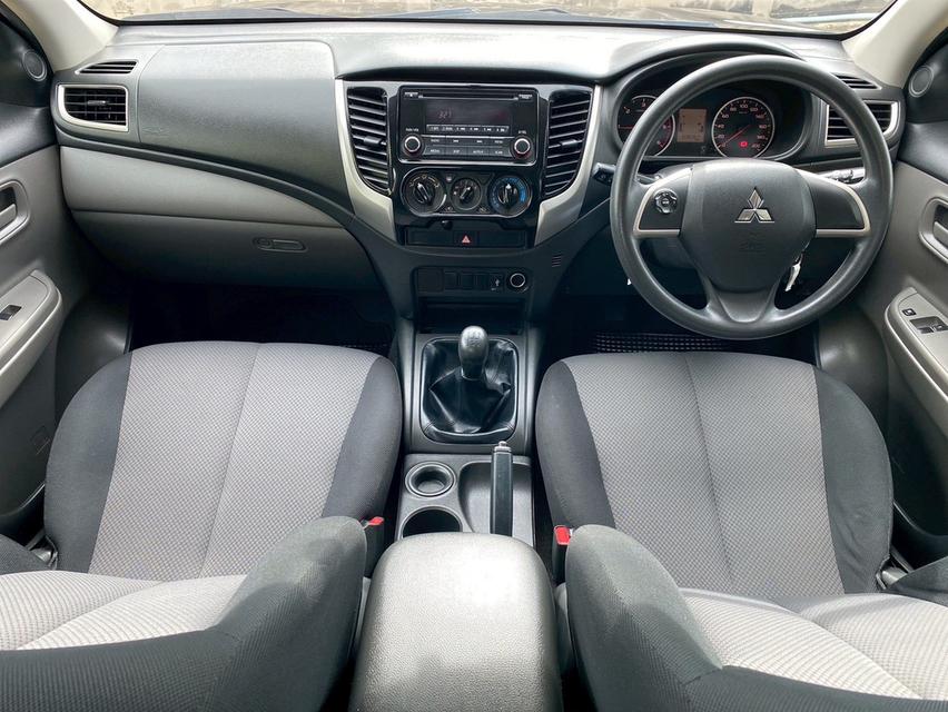 Mitsubishi TRITON 2.5 MEGACAB ปี 2018 สีดำ  ไมล์ 38,xxx km 13