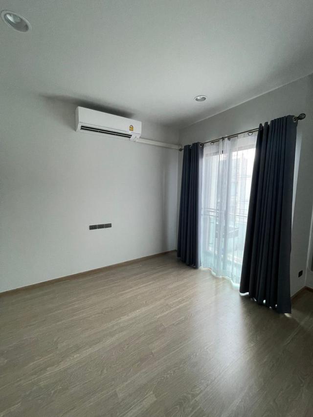 ให้เช่าทาวน์โฮม 3 ชั้น หมู่บ้าน เดอะวิชั่น ลาดพร้าว-นวมินทร์ 6
