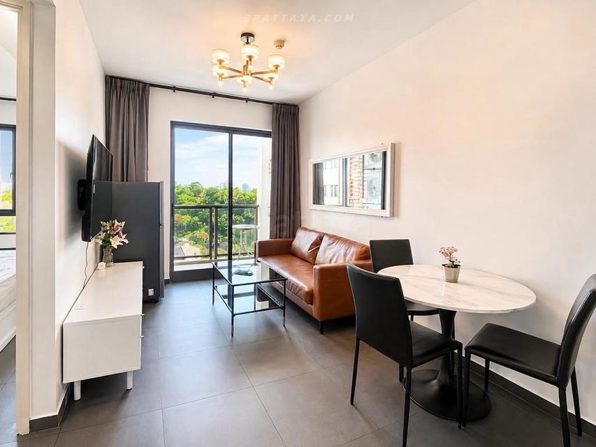 For Sale — Sea View Condo at Unixx South Pattaya, PratumnakBeautiful holiday-style condo for sale at Unixx South Pattaya, located in the Pratumnak 3