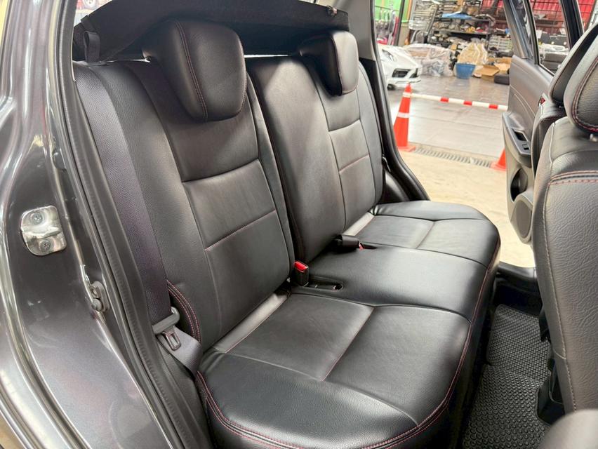 ตัวท็อปสุดในรุ่น สภาพกริ๊บๆ ใช้งานน้อย 73,000กม. SUZUKI SWIFT 1.2 GLX ปี2013 9