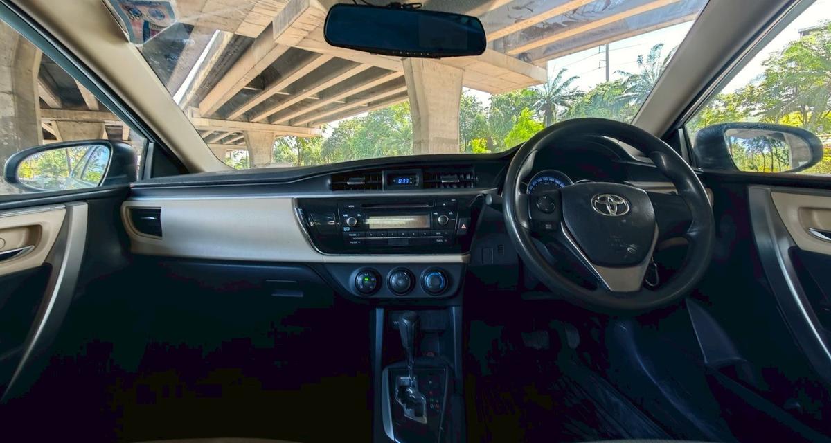 Toyota Corolla Altis 1.8 E Auto ปี 2014