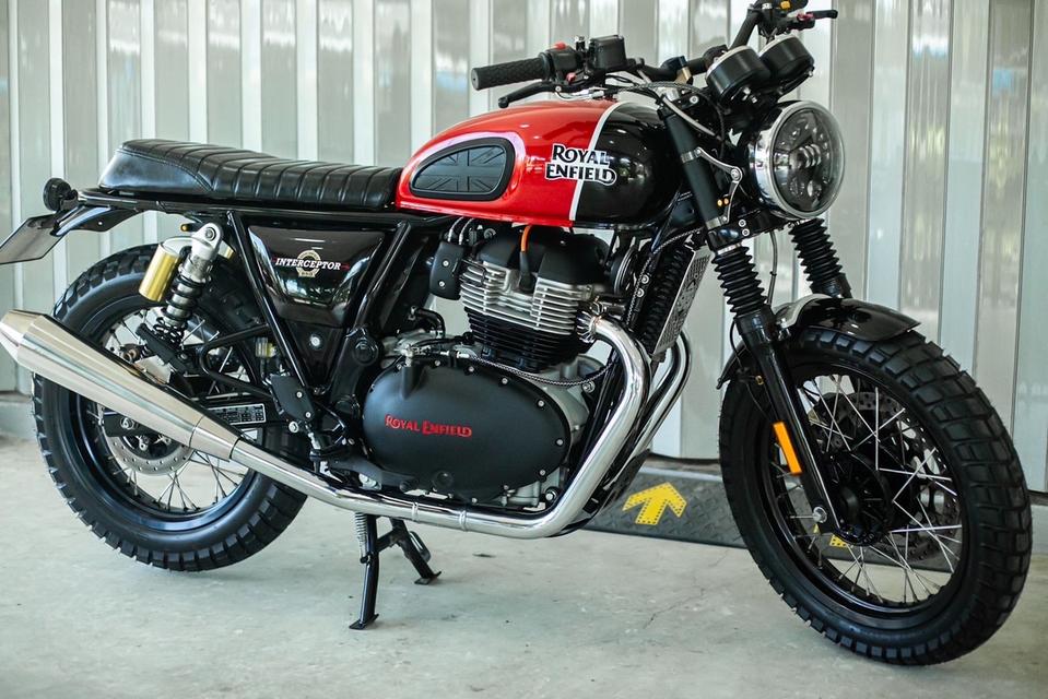 Interceptor650