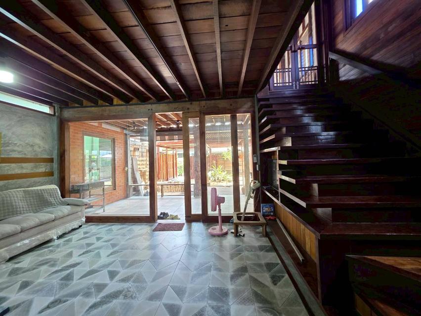 บ้านเดี่ยว 2 ชั้น ครึ่งตึก ครึ่งไม้ ( ไม้สัก ) 16