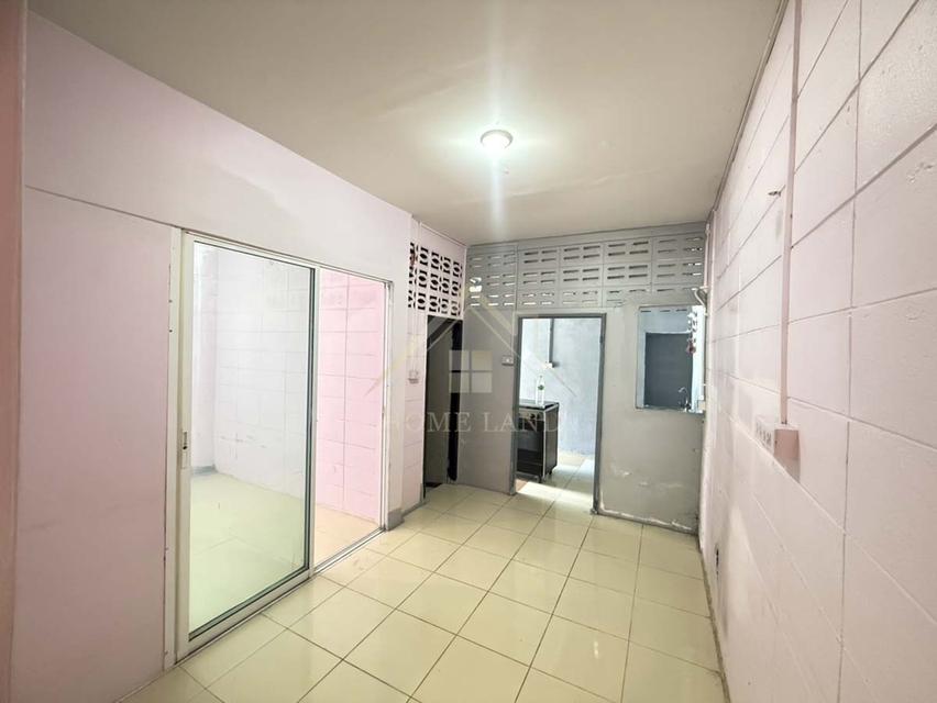 บ้านแฝด ชั้นเดียว หมู่บ้าน นักกีฬาแหลมทอง ซอย 5 สะพานสูง 6