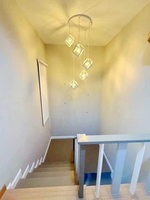 ถ. รอบเมืองเชียงใหม่ 5นอน รร.สารภีพิทยาคม 2.5 กม. ให้เช่าบ้านเดี่ยว 2 ชั้น จัดเต็มเฟอร์ฯ เครื่องใช้ไฟฟ้า 3 น้ำ 100 ตร.วา 7