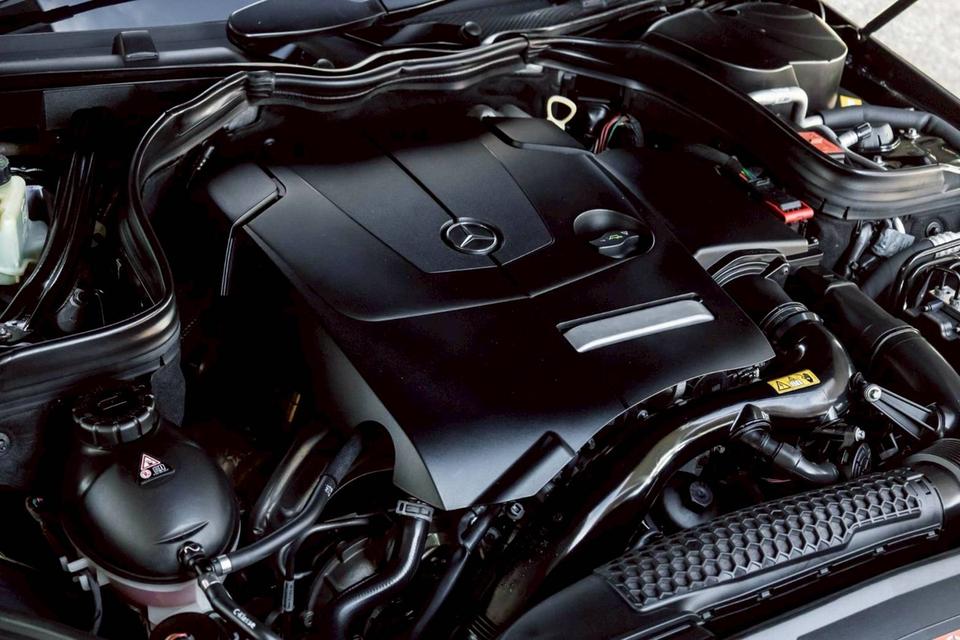 รหัสรถ PR8025 📌Mercedes-Benz E200 AMG Dynamic Convertible (2015) 19