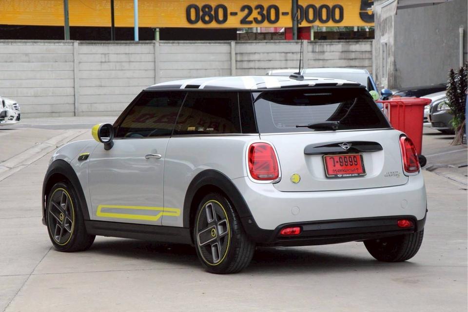 น่ารักน่าชัง Mini Cooper SE LCI 2021 ไฟฟ้า100% รถสภาพใหม่ ราคาคุ้มสุดๆ 6