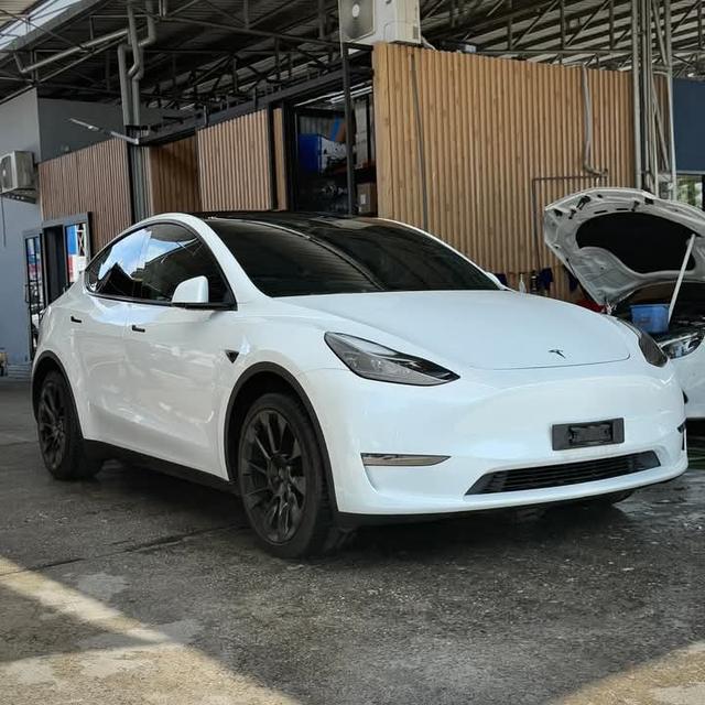 ขายด่วน TESLA MODEL Y