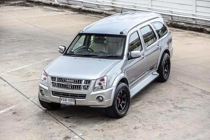 รถบ้านสวยๆ  Isuzu MU-7