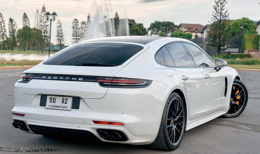 Porsche Panamera (AAS) 2
