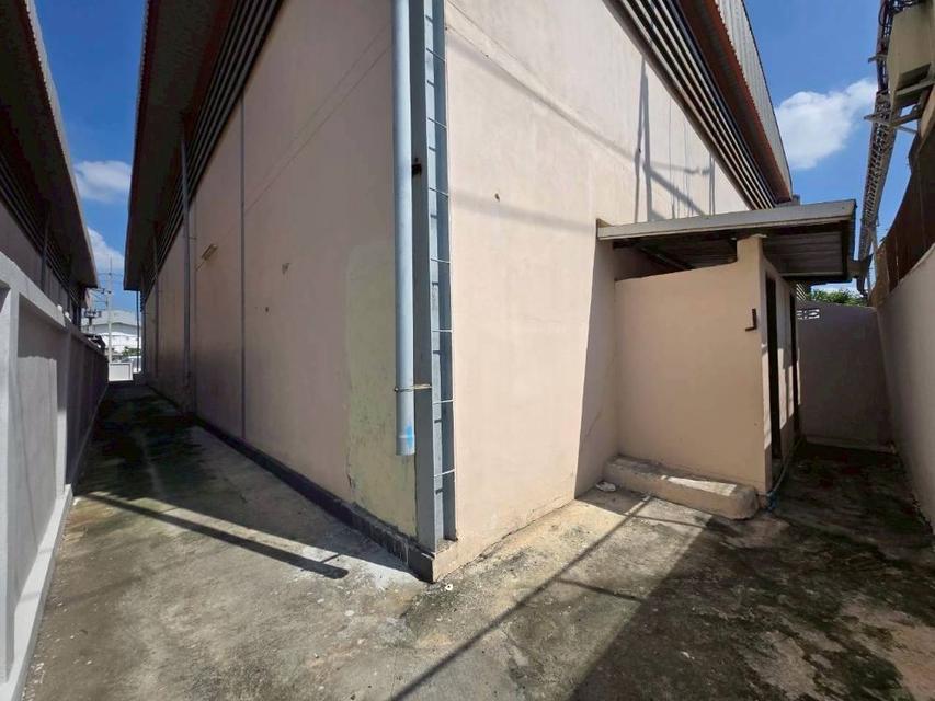 ให้เช่าหรือขาย โรงงาน โกดัง คลังสินค้า พร้อมออฟฟิศ 2 ชั้น ขนาด 280 ตร.ว. ซอยราษฎร์สามัคคี นาดี สมุทรสาคร 9