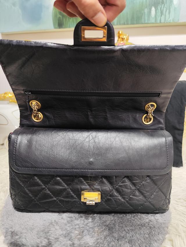 The Legend of Chanel: Chanel 2.55 Reissue Flap Bag (Aged Calfskin) รูปที่ 13