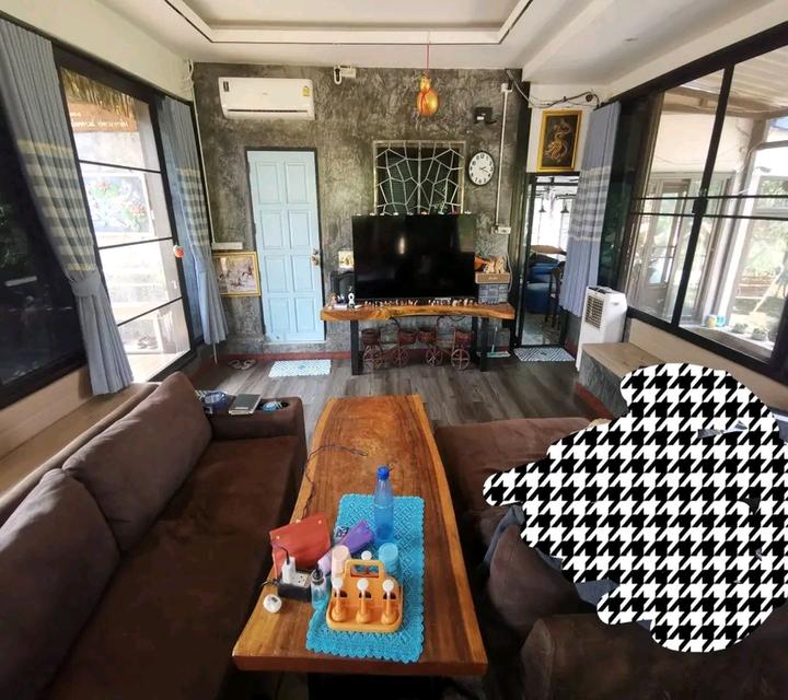 บ้านชั้นเดียวในพื้นที่1ไร่ 16