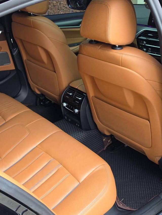 BMW 530e M SPORT LCI ปี 2022 (G30) รถศูนย์มือเดียว เจ้าของเดียว ประวัติศูนย์ครบทุกระยะ รูปที่ 19