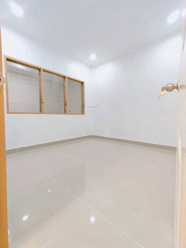 ม.บ้านฟ้ารังสิต 17