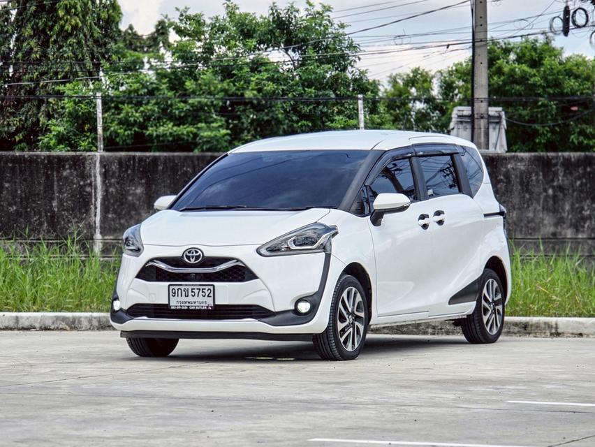 รหัสรถ CBL5752 TOYOTA Sienta 1.5V ปี 2019