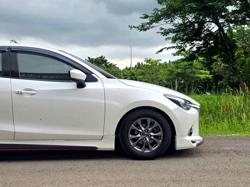 Mazda 2 1.3 High Plus ปี 2018ราคา 295,000 บาท รูปย่อยที่ 4