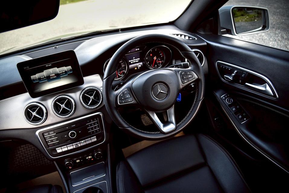 Mercedes-Benz CLA250 AMG Dynamic [W117] AT 2017 พร้อมขับ 14