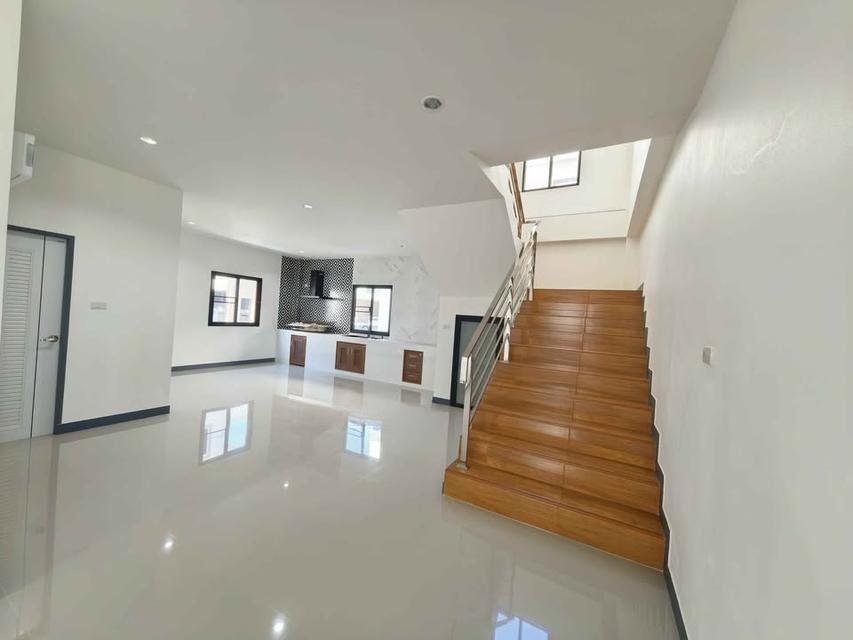 🏠🌤ให้เช่าบ้านเดี่ยวสองชั้น 4 ห้องนอน 4 ห้องน้ำ ห้องสวย สนใจนัดชมได้ 2