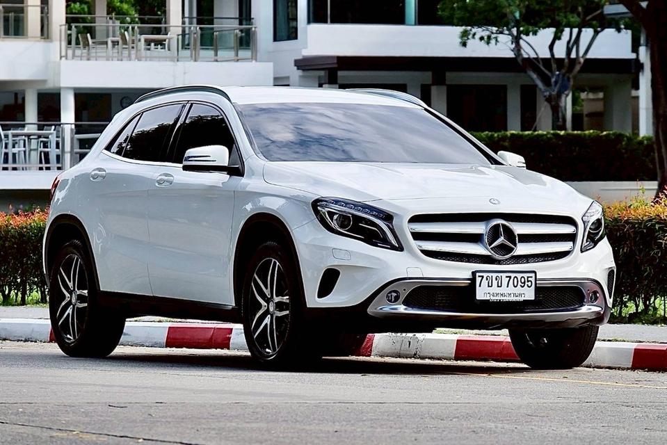 รหัสรถ PR7095 Mercedes Benz W156 GLA 200 ปี 2016 
