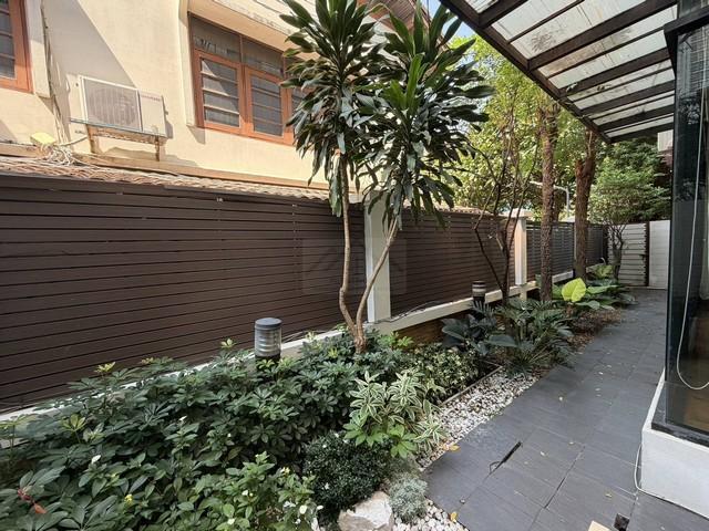 ให้เช่าบ้านเดี่ยว 2 ชั้น 220 ตร.ม. โครงการบ้านศศิดา สุขุมวิท 24 Unit B ใกล้ BTS พร้อมพงษ์ 6