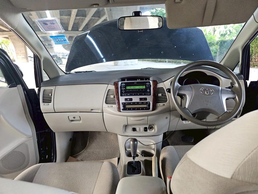 Toyota Innova 2.0G Year 2013 11