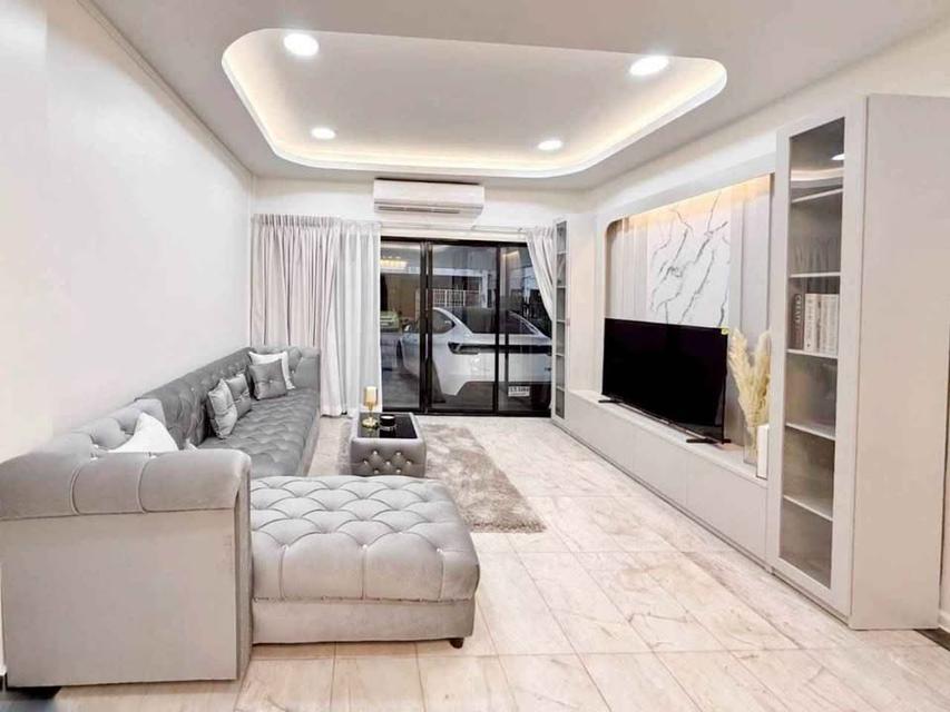 บ้าน TOWNHOME พระราม 9 6 นอน 4 น้ำ ใกล้สถานฑูคจีน  14