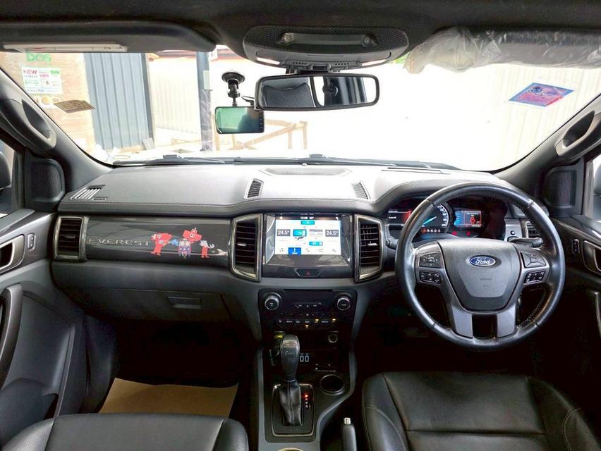 ขาย Ford Everest 2.2Titaninm+ ปี17 11