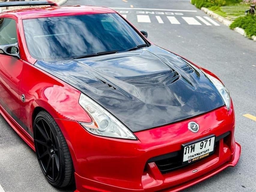 Nissan 370 Z สีแดง ปี 2011 สภาพนางฟ้า