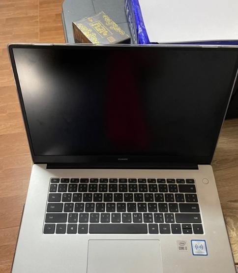  Huawei MateBook D15 สี Gray 1