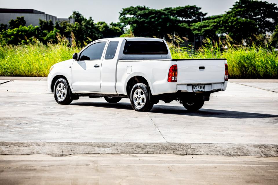 Toyota Vigo Cab 2.5 J ดีเซล ปี 2005 สีขาว มือเดียวป้ายแดง 1 ใน100 10