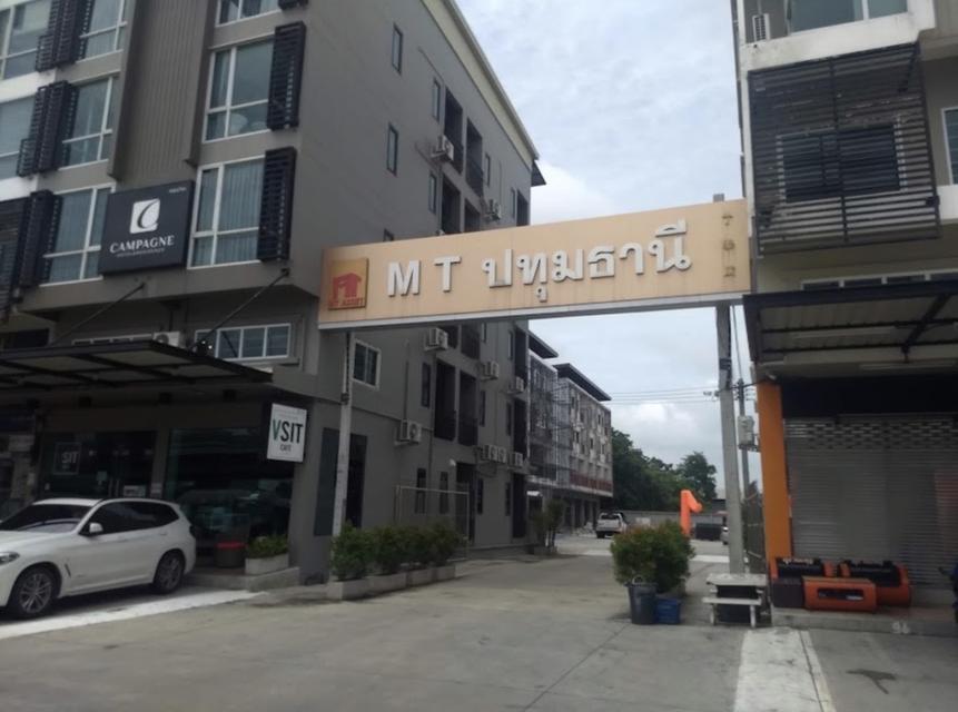 ขายอาคารพาณิชย์ / โฮมออฟฟิศ 4 ชั้น โครงการ MT ปทุมธานี ข้าง รพ.เซนต์คาร์ลอส ตรงข้ามตลาดพูนทรัพย์ 5