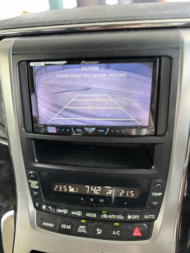 รถยนต์ Toyota Vellfire รูปที่ 9