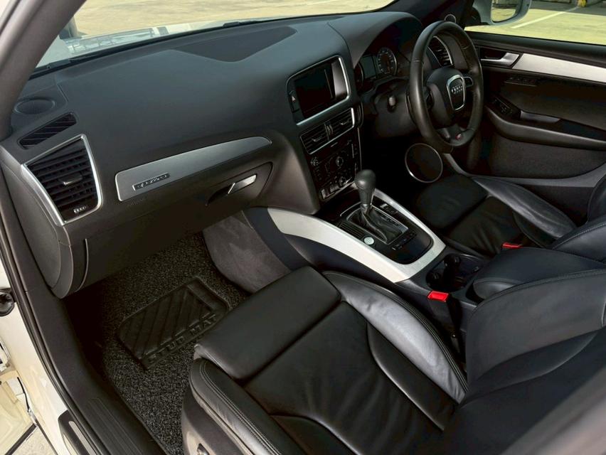 AUDI Q5 2.0L Turbo TFSi Quattro พร้อมชุดแต่ง "Caratere" รอบคัน 7AT Tronic S-Line (AWD) 12