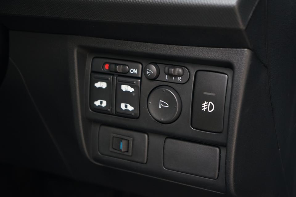 2013 HONDA FREED 1.5EL 12