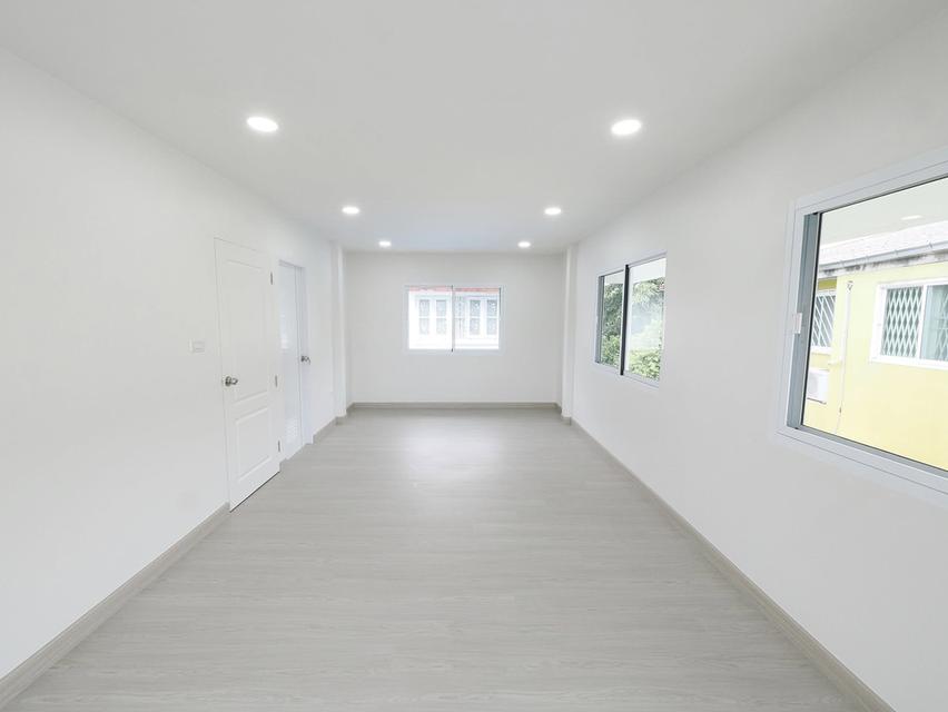ขายราคาพิเศษ บ้านเดี่ยว 2 ชั้น 67.1 ตรว. ม.บัวทองธานี พาร์ควิลล์2 ขนาด 4 ห้องนอน 2 ห้องน้ำ หลังมุม ขนาดใหญ่ พร้อมเฟอร์ รีโนเวทใหม่ทั้งหลัง [บางบัวทอง] 17