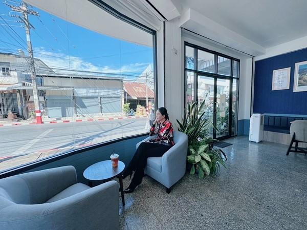 ขายด่วน ลดราคา อาคารพาณิชย์ 3 ชั้น อยู่หัวมุม ต.ในเมือง อ.เมืองร้อยเอ็ด ใกล้บึงพลาญชัย Tel. 0632897879 4