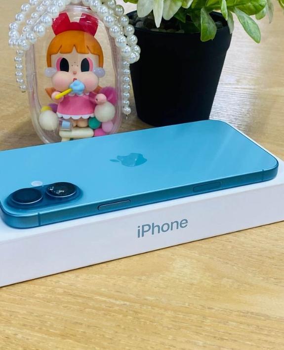 iPhone 16 plus เขียวมิ้น 3