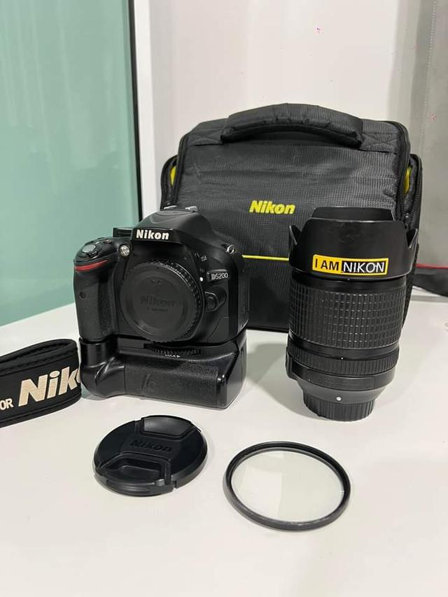 Nikon d5200 + 18-140 DX VR  1