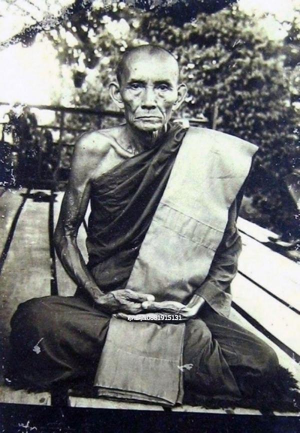 พระขุนแผนอุ้มกุมาร หลวงพ่อกวย วัดโฆสิตาราม จ.ชัยนาท