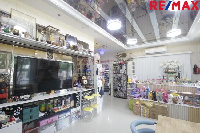บ้านเดี่ยวคาซ่าวิลล์สุขุมวิท103 Casa Ville Sukhumvit 103 ตกแต่งต่อเติมพร้อมอยู่ 71.7ตารางวา บ้านตัวอย่าง บ้านรุ่นใหญ่ หน้าบ้านไม่มีบ้านตรงข้าม บ้านมุม 3
