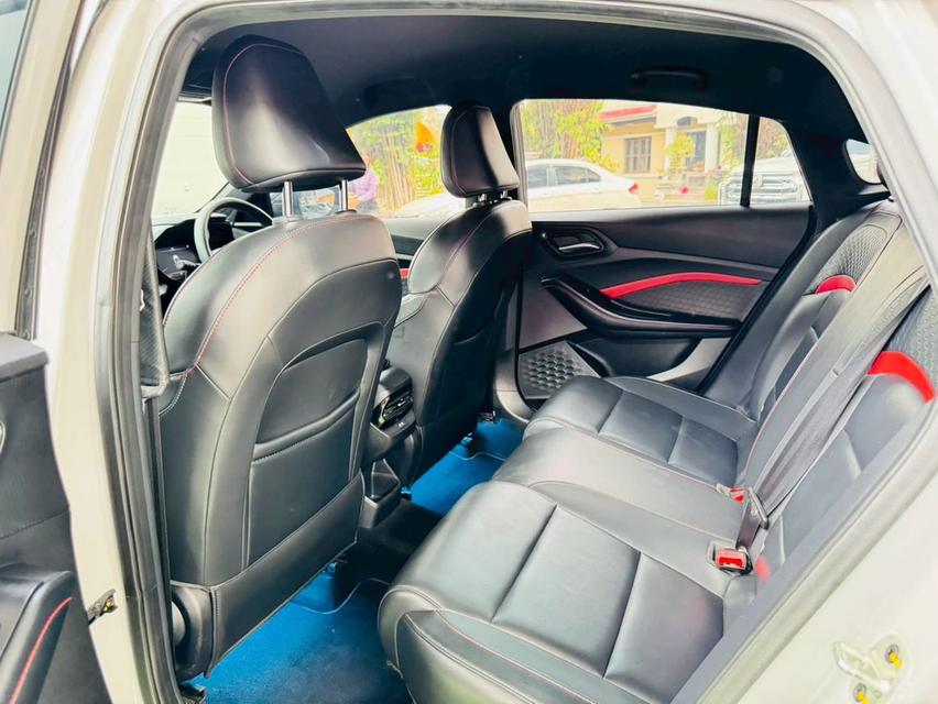  MG5 1.5 10th Anniversary Special Edition  4