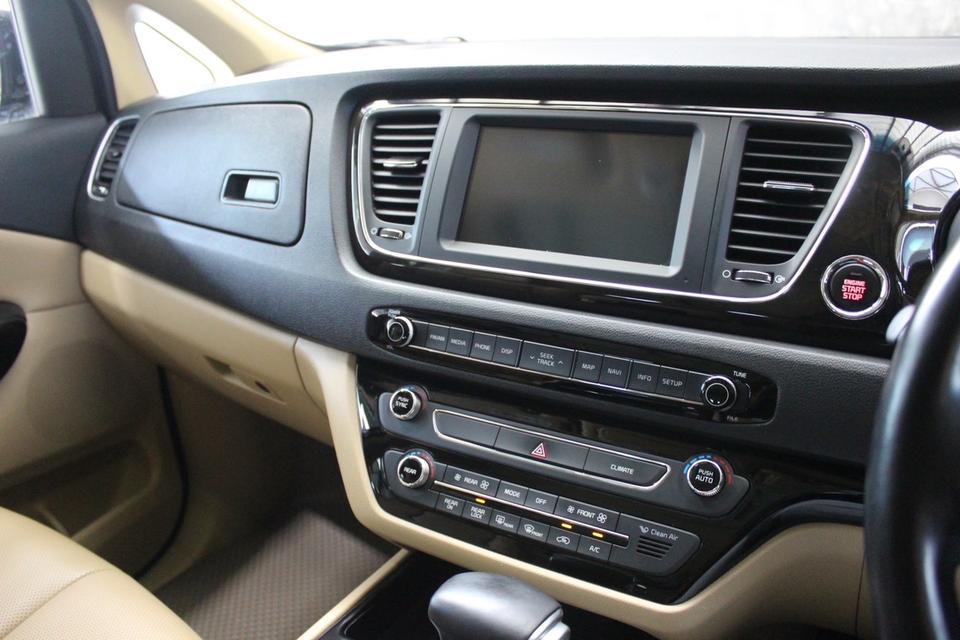 รหัสรถ JRS2078 KIA GRAND CARNIVAL 2.2 SXL TOP GEN3 ปี 2019 20
