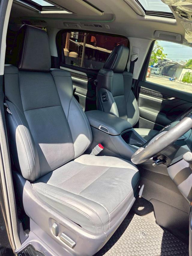 Toyota ALPHARD 2.5SC PACKAGE สีดำ ปี 2022 ไมล์ 40,000 กม.  14