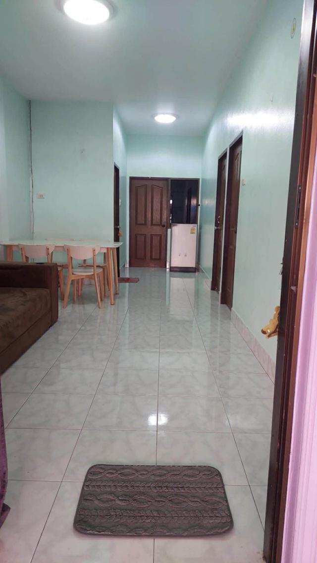 ทาวเฮ้าส์ชั้นเดียว หมู่บ้านรุ่งพิทักษ์ อ.พนมสารคาม จ.ฉะเชิงเทรา 4