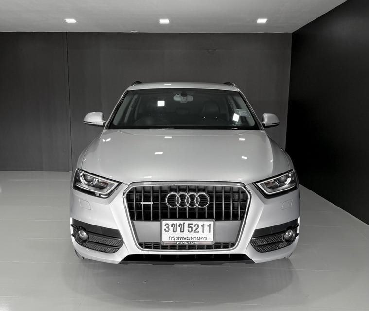 Audi Q3 2.0 Quattro SUV ปี 2014 รถออกศูนย์ Audi มือเดียวป้ายแดงรถสภาพเนียบ สวยหรู