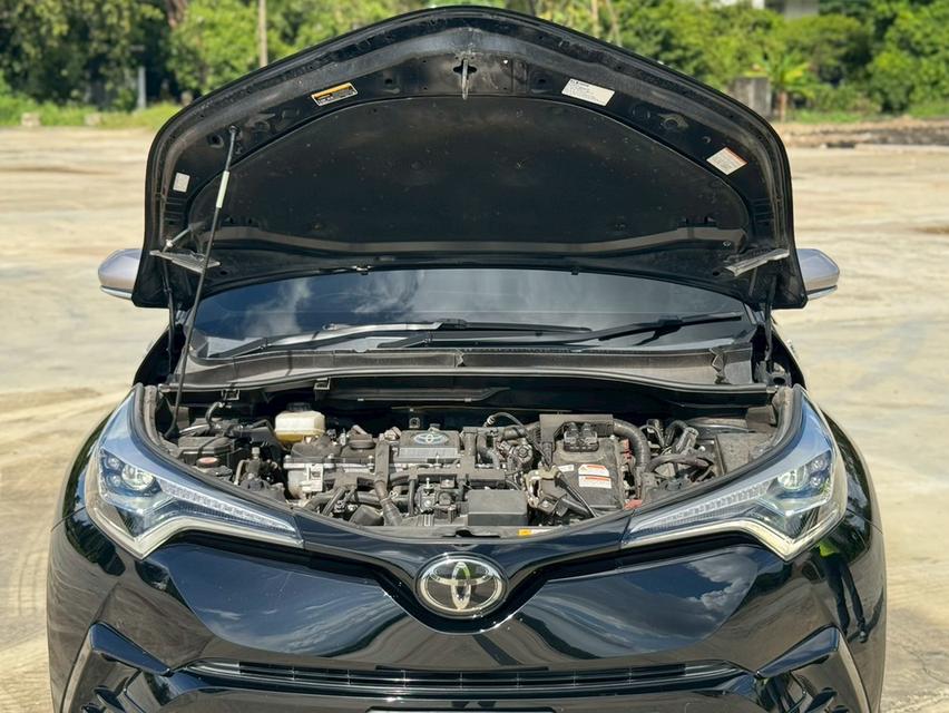 Toyota C-HR Hybrid Y22 Wagon 4dr HEV GR Sport E-CVT FWD top 1.8 (Hybrid) สีดำ ออโต้ 12
