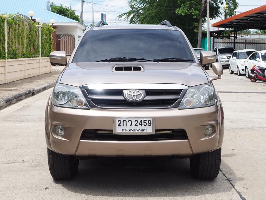 TOYOTA FORTUNER 3.0 V 4WD ปี 2006 เกียร์AUTO สภาพป้ายแดง 3