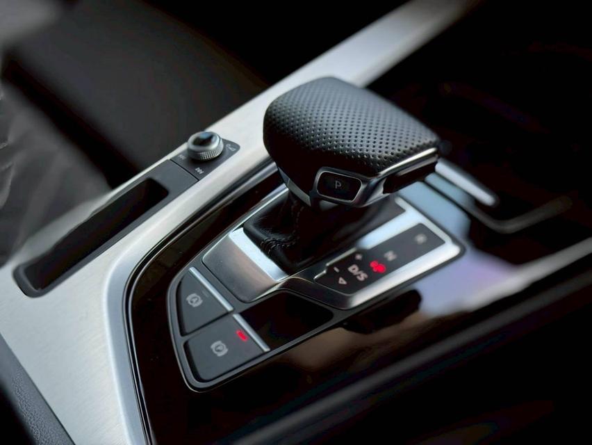 Audi A5 45 TFSI Quattro S-Line Black Editionปี 2023 ไมล์ 17,xxx km รูปที่ 12
